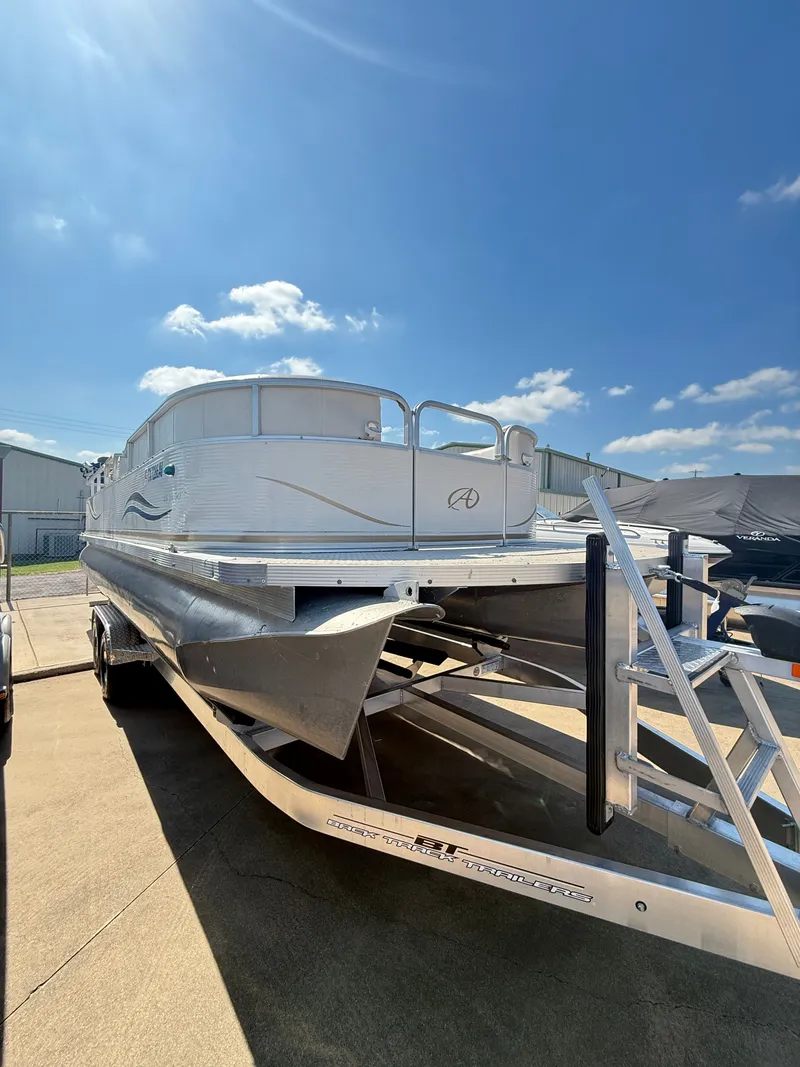 Slide: The Image of Avalon LS 2400 2008 - 9