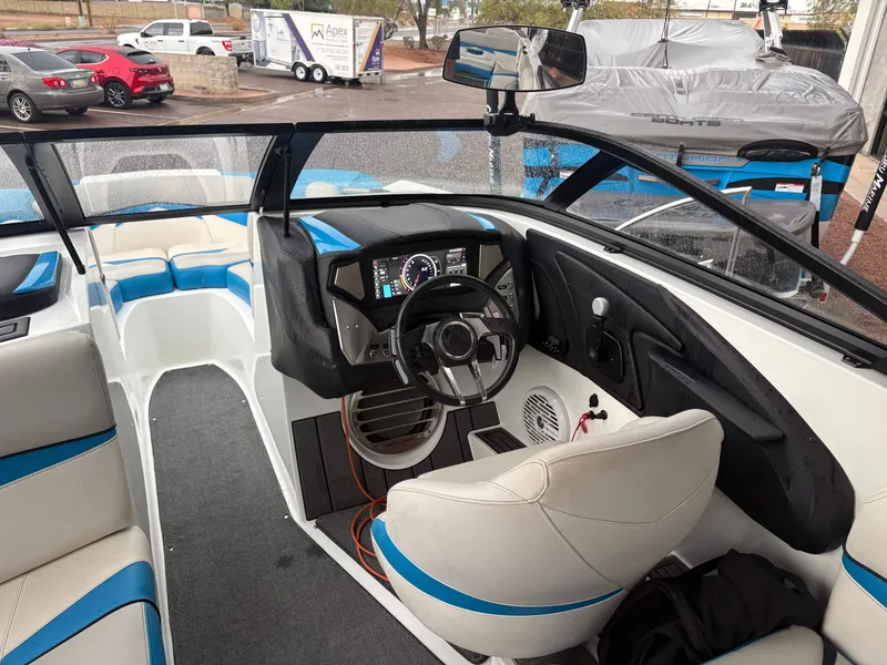 Slide: The Image of Centurion Fi23 2018 - 8