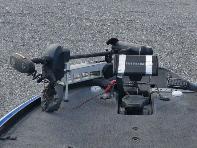 Slide: The Image of Triton 21 TrX 2017 - 13