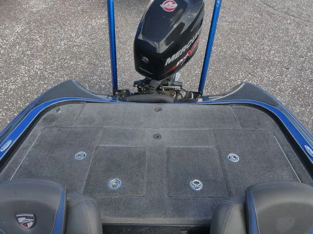 Slide: The Image of Triton 21 TrX 2017 - 20