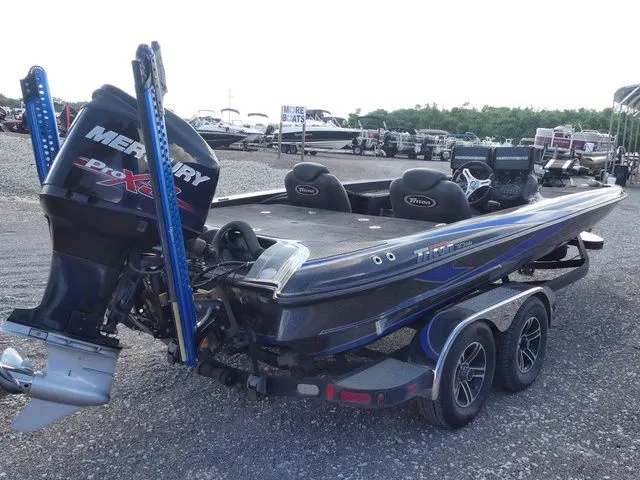 Slide: The Image of Triton 21 TrX 2017 - 4