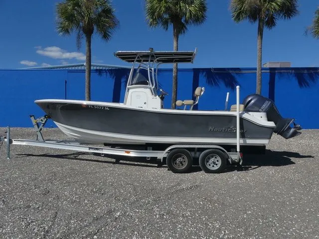 Slide: The Image of NauticStar 22 XS 2019 - 7