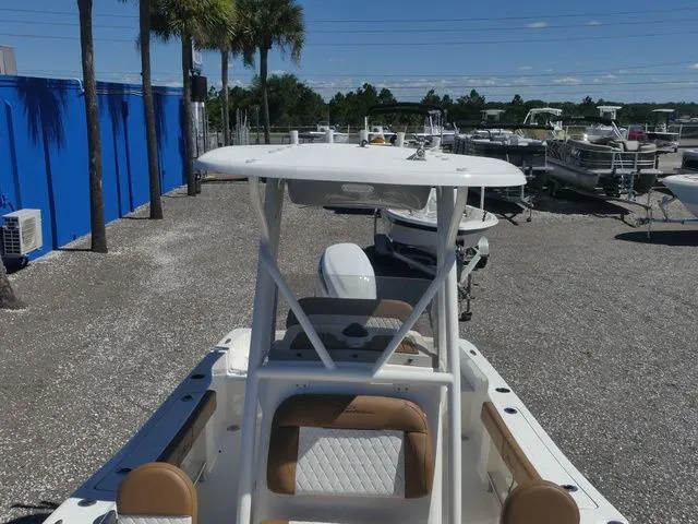 Slide: The Image of Pioneer 220 Bay Sport 2026 - 15