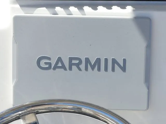 Slide: The Image of Pioneer 220 Bay Sport 2026 - 24