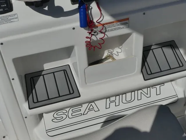 Slide: The Image of Sea Hunt Gamefish 27 Forward Seating 2021 - 22