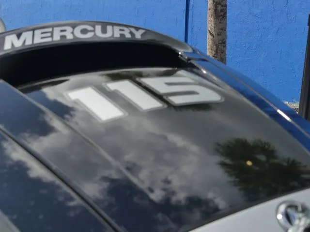 Slide: The Image of Bayliner Element E18 2021 - 10