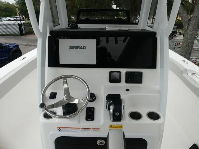 Slide: The Image of Sea Pro 245FLX Sandbar 2026 - 14