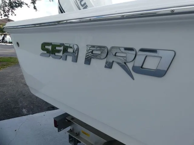Slide: The Image of Sea Pro 230 DLX BAY 2026 - 21