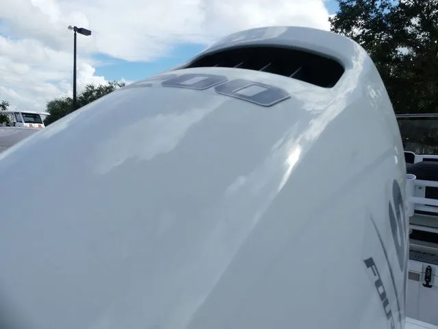 Slide: The Image of Sea Pro 230 DLX BAY 2026 - 22