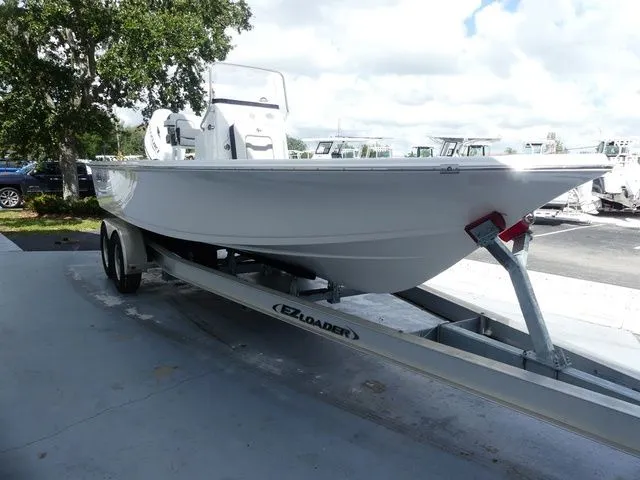 Slide: The Image of Sea Pro 230 DLX BAY 2026 - 6