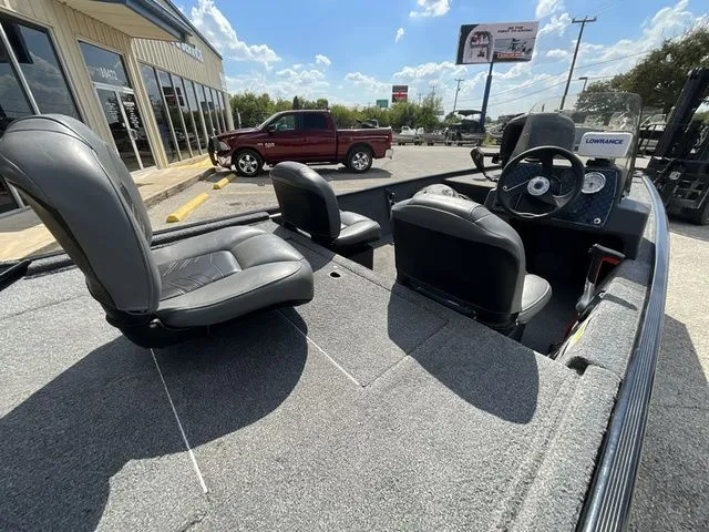 Slide: The Image of Tracker Bass Tracker Classic XL 2024 - 7