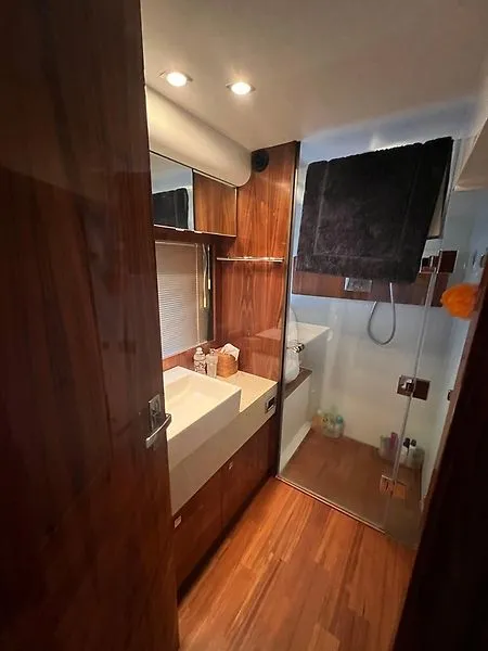 Slide: The Image of Fairline Squadron 65 2011 - 11