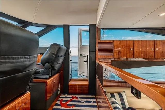 Slide: The Image of Fairline Squadron 65 2011 - 21