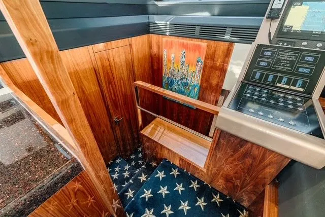 Slide: The Image of Fairline Squadron 65 2011 - 27