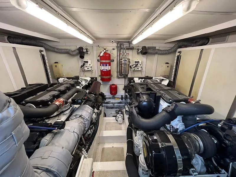 Slide: The Image of Fairline Squadron 65 2011 - 5