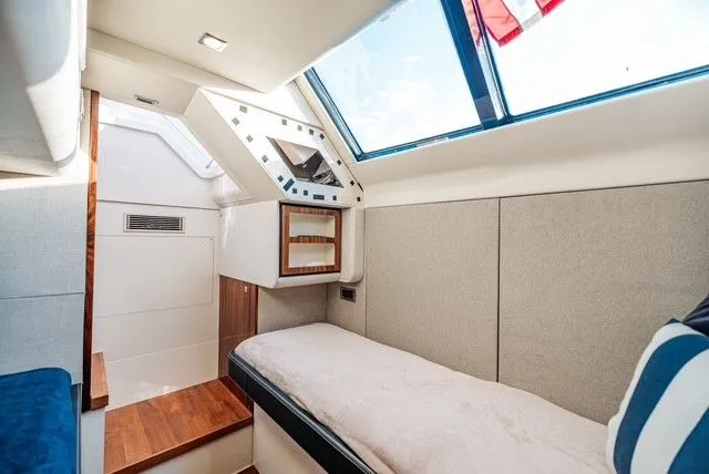 Slide: The Image of Fairline Squadron 65 2011 - 52