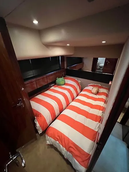 Slide: The Image of Fairline Squadron 65 2011 - 8