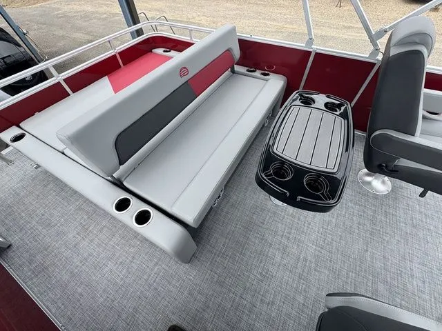 Slide: The Image of Sun Tracker Party Barge 22 RF DLX 2026 - 16