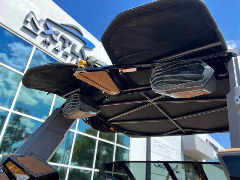 Slide: The Image of Nautique Super Air Nautique G25 Paragon 2025 - 17