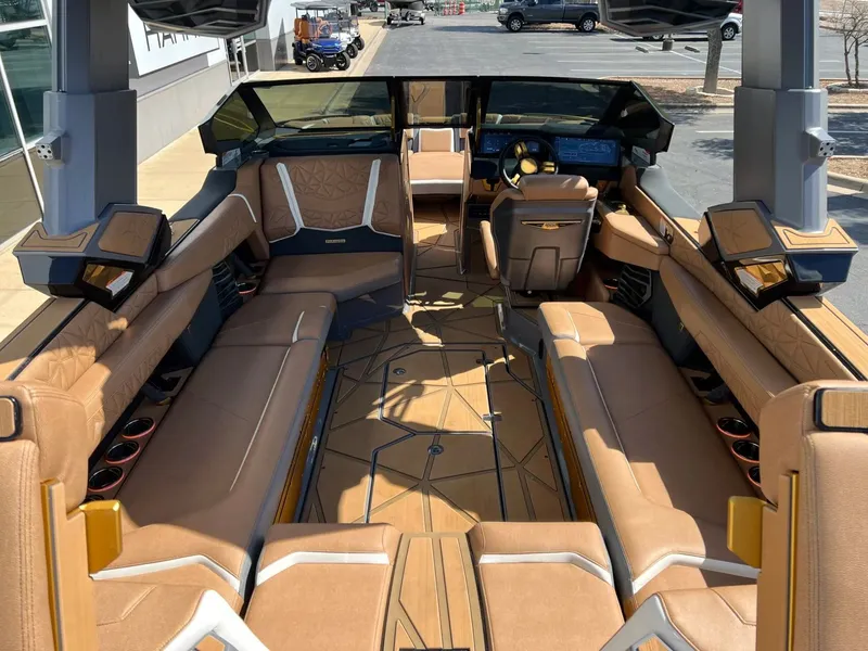 Slide: The Image of Nautique Super Air Nautique G25 Paragon 2025 - 26