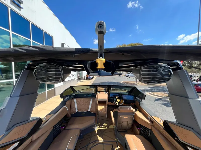 Slide: The Image of Nautique Super Air Nautique G25 Paragon 2025 - 27