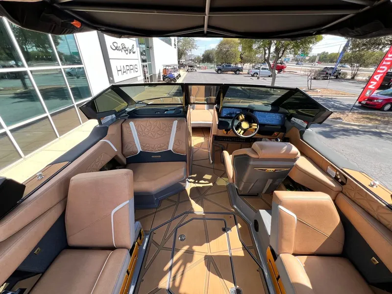 Slide: The Image of Nautique Super Air Nautique G25 Paragon 2025 - 34