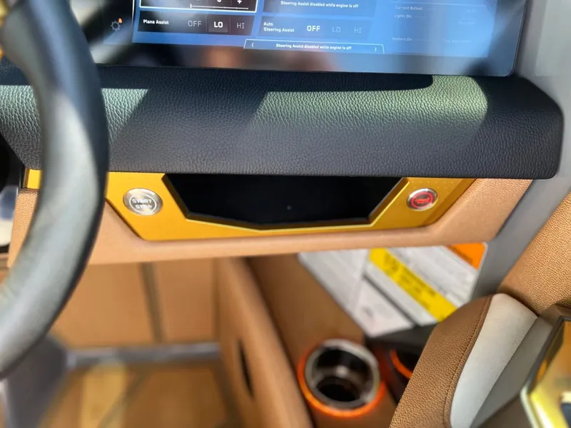 Slide: The Image of Nautique Super Air Nautique G25 Paragon 2025 - 41