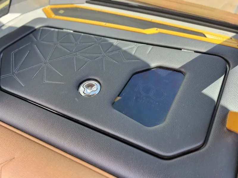 Slide: The Image of Nautique Super Air Nautique G25 Paragon 2025 - 44