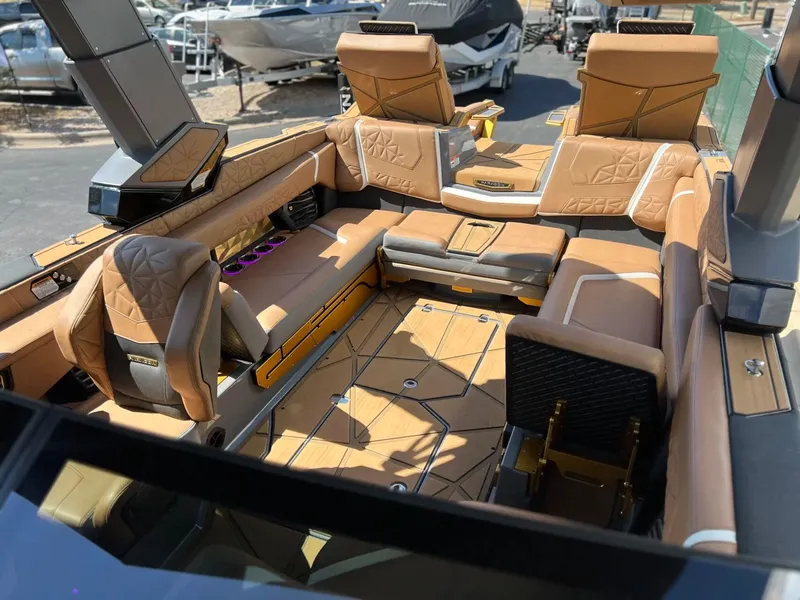 Slide: The Image of Nautique Super Air Nautique G25 Paragon 2025 - 55