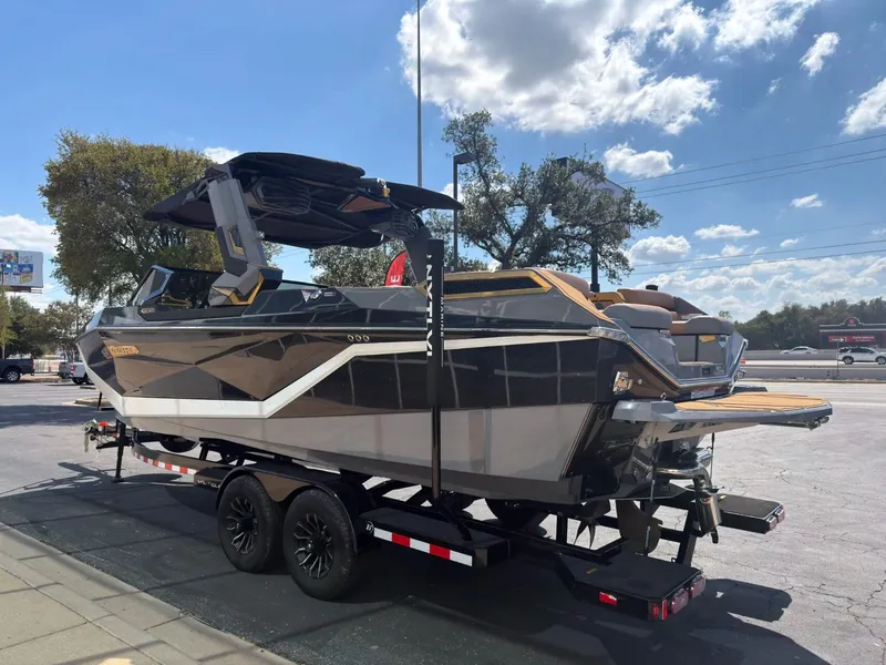 Slide: The Image of Nautique Super Air Nautique G25 Paragon 2025 - 7