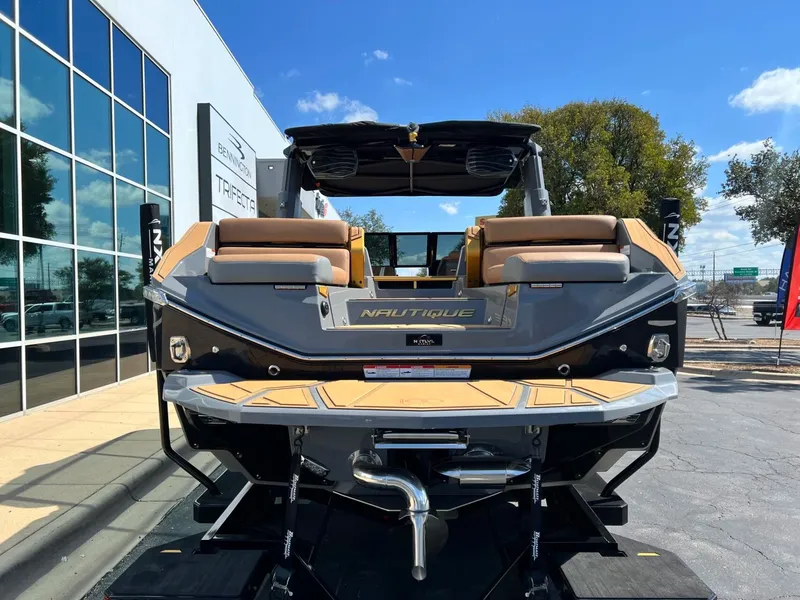 Slide: The Image of Nautique Super Air Nautique G25 Paragon 2025 - 8