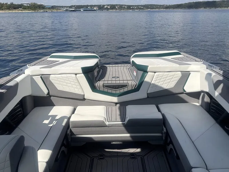 Slide: The Image of Nautique G23 2023 - 13