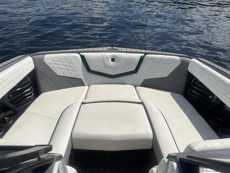 Slide: The Image of Nautique G23 2023 - 17