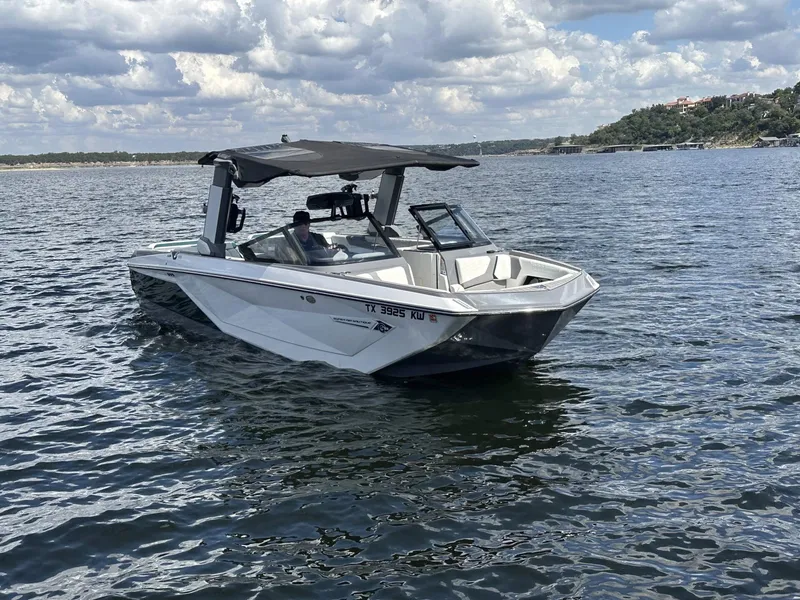 Slide: The Image of Nautique G23 2023 - 6