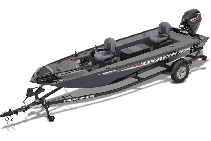 The Image of 2026 Tracker Panfish 17 boat outside Bass Pro Shops Outdoor World. - 0