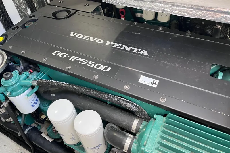 Slide: The Image of Volvo Penta D6-IPS500 engine in 2024 Galeon 425 HTS yacht. - 38