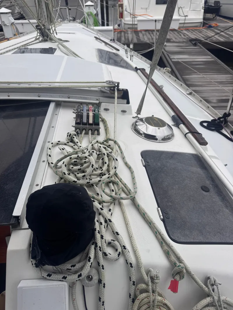 Slide: The Image of Hunter Legend 35.5 1994 - 14