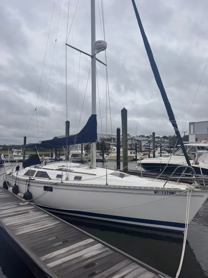 Slide: The Image of Hunter Legend 35.5 1994 - 4