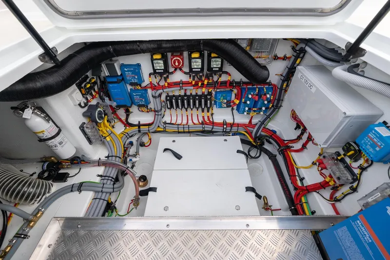 Slide: The Image of Electrical system of a 2026 Targa 27.2 boat, showcasing wiring and components. - 90