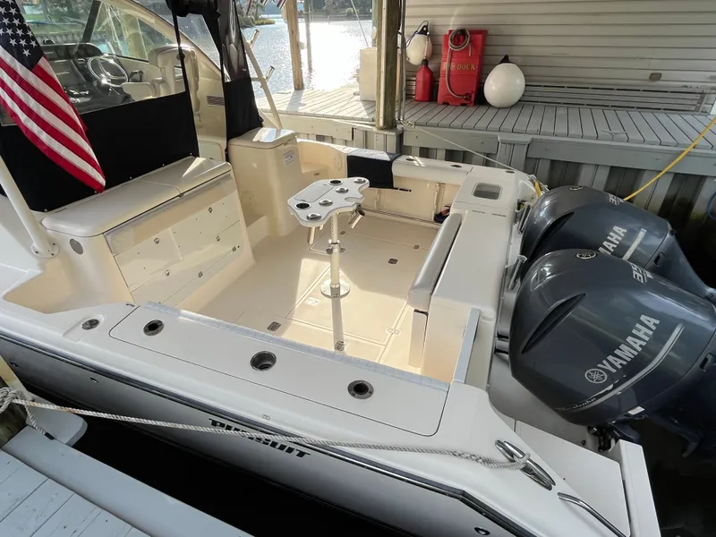 Slide: The Image of 2010 Pursuit 345 Legasea Marine - 4