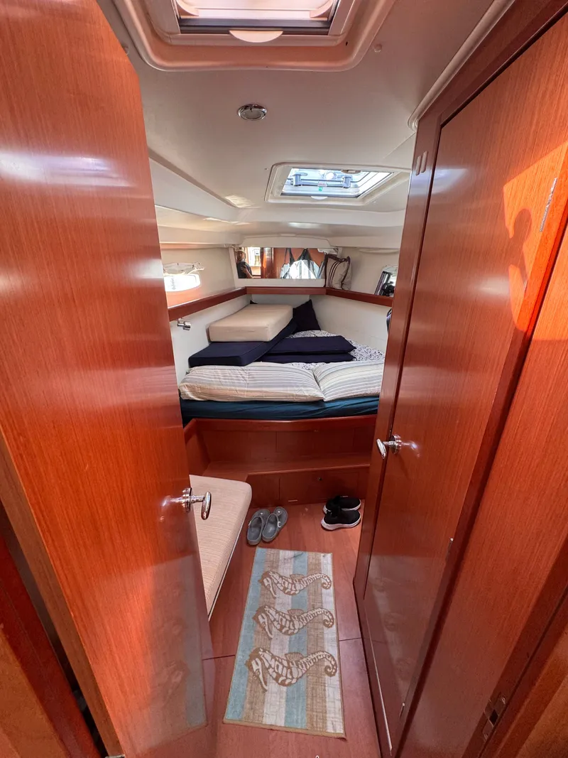 Slide: The Image of Beneteau Oceanis 43 2008 - 26
