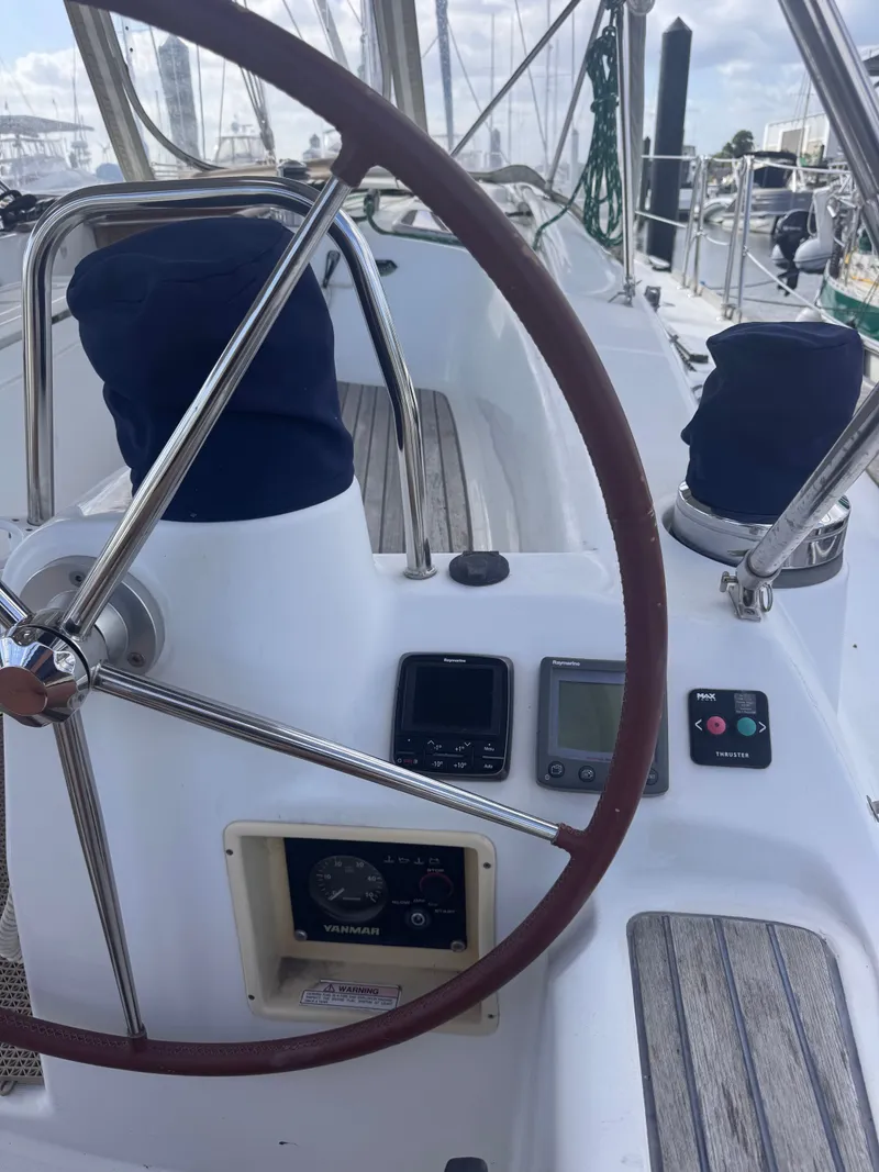 Slide: The Image of Beneteau Oceanis 43 2008 - 7