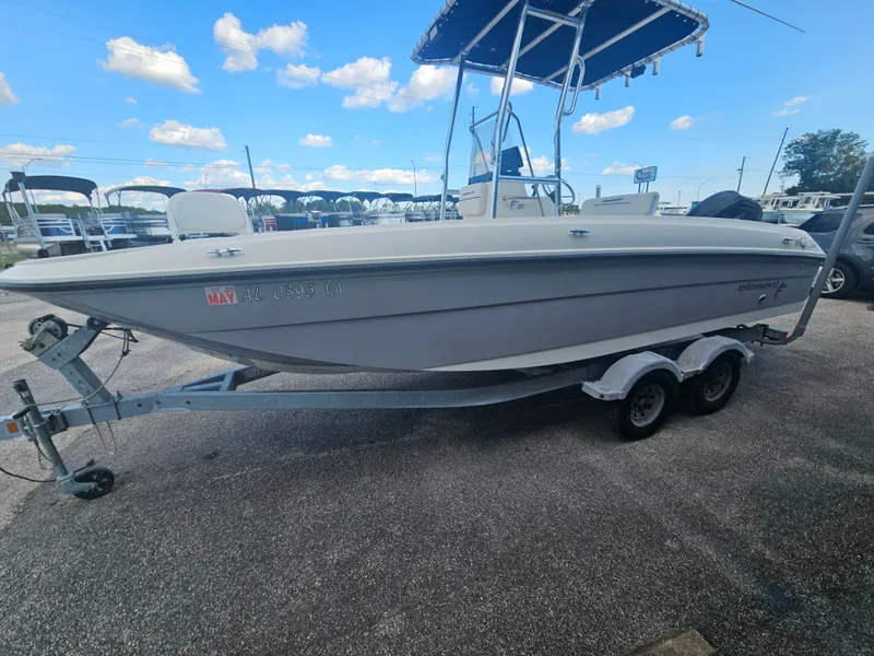 Slide: The Image of Bayliner Element F21 2018 - 3