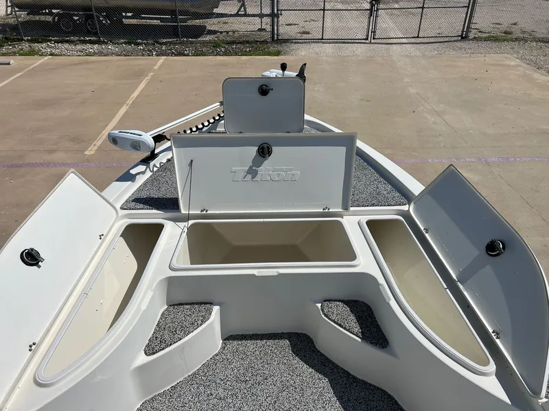 Slide: The Image of Triton 22 LTS 2007 - 13