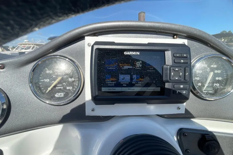 Slide: The Image of Dashboard of 2017 Hurricane SunDeck Sport 202 OB with Garmin GPS display. - 17
