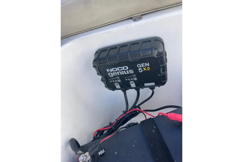 Slide: The Image of NOCO Genius GEN5X2 charger in 2017 Hurricane SunDeck Sport 202 OB boat. - 23