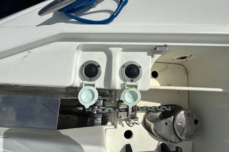 Slide: The Image of 2009 Formula 40 Performance Cruiser anchor chain mechanism in boat compartment. - 67