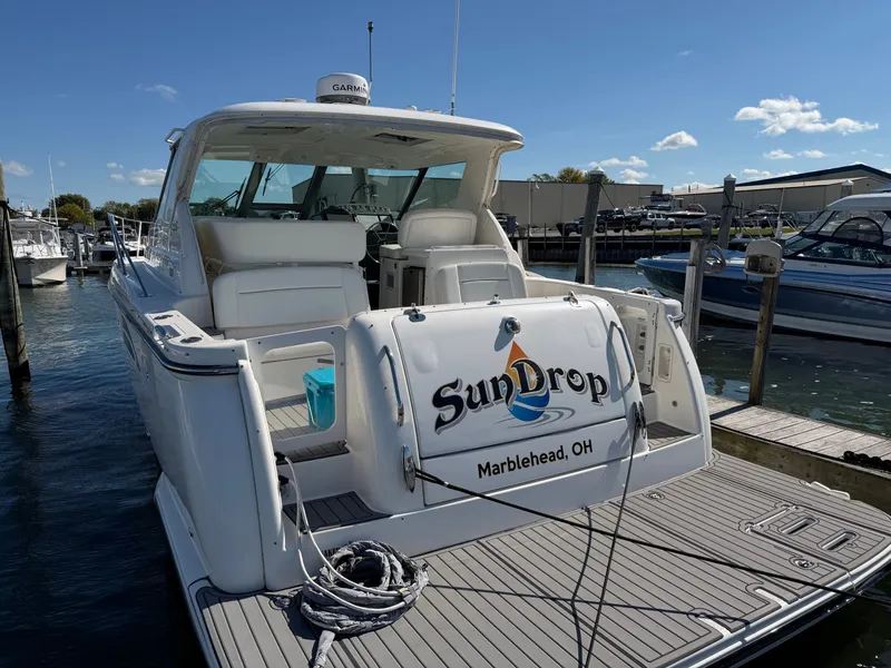 Slide: The Image of Tiara 3600 Sovran 2006 - 1