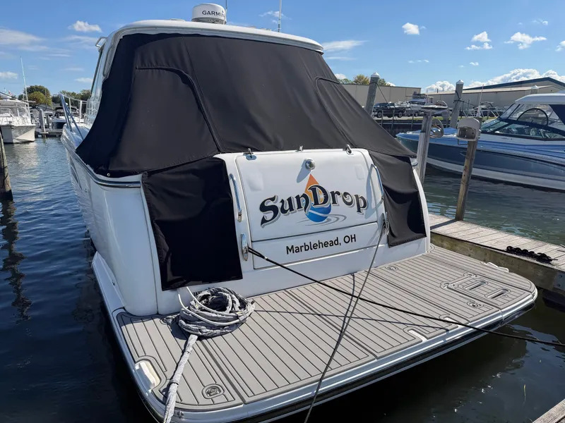 Slide: The Image of Tiara 3600 Sovran 2006 - 5