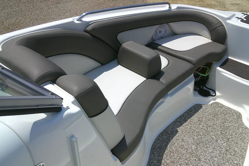 Slide: The Image of Luxurious seating on 2010 Yamaha Boats 242 Limited S, featuring sleek design and comfort. - 7